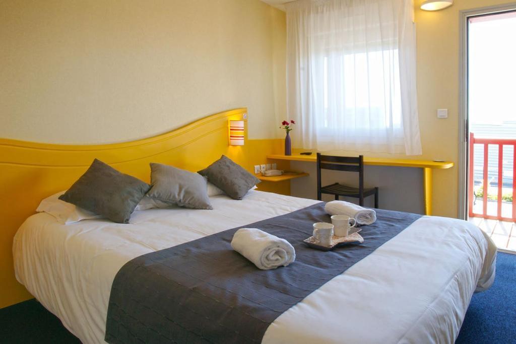 Couett'Hotel Oloron Sainte Marie Exterior foto