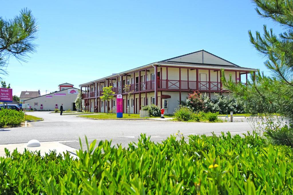 Couett'Hotel Oloron Sainte Marie Quarto foto